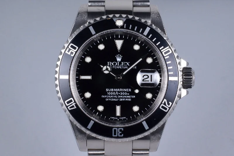 2002 Rolex Submariner 16610 with Box and Papers-Rolex Submariner 16610LV Watch